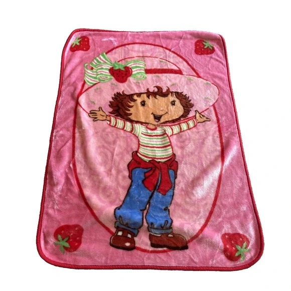 Vintage 00s Strawberry Shortcake Kids Pink Red Fleece Blanket 42"x30" 2005 - Picture 1 of 6